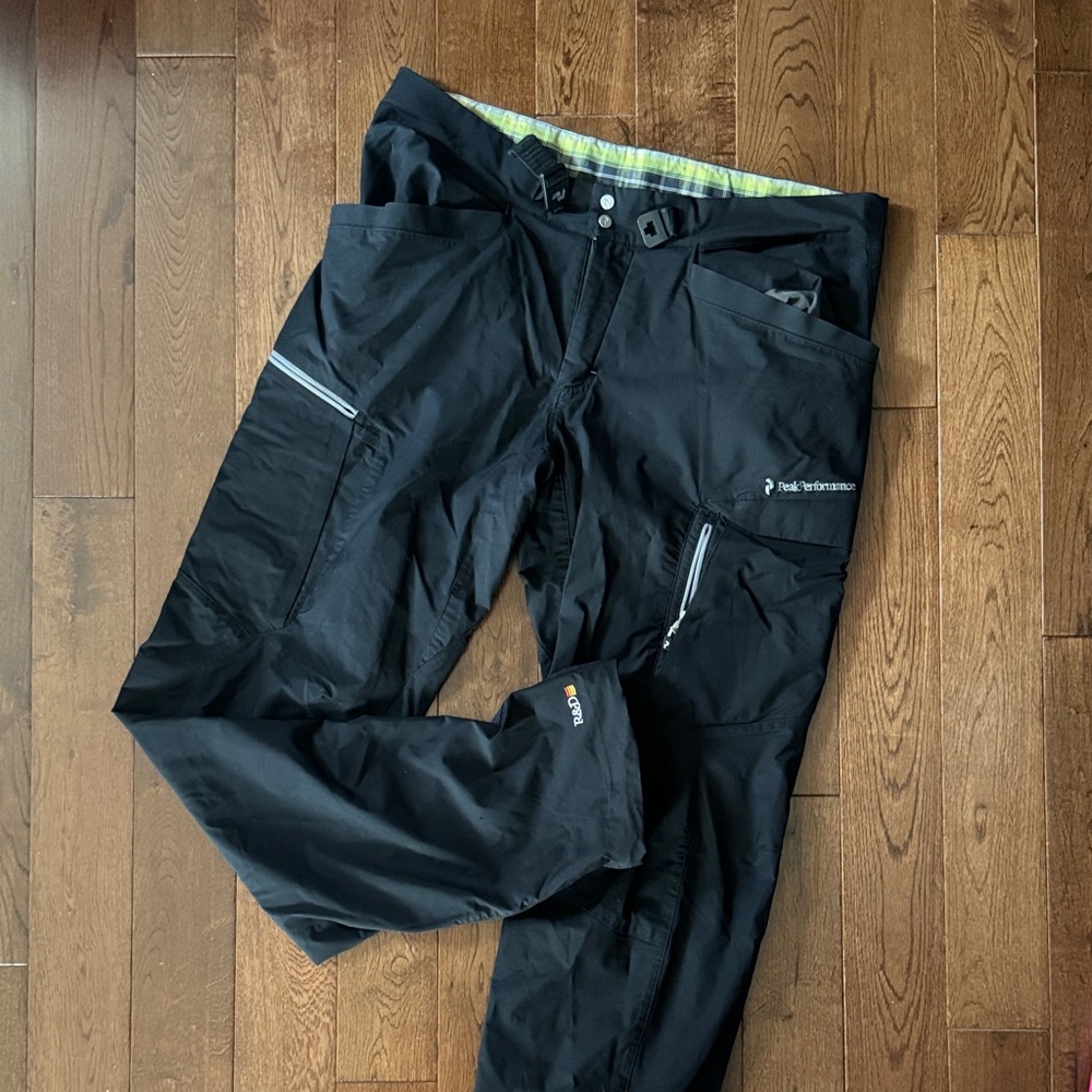 Peak Performance Men's Black Hiking Pants - Large